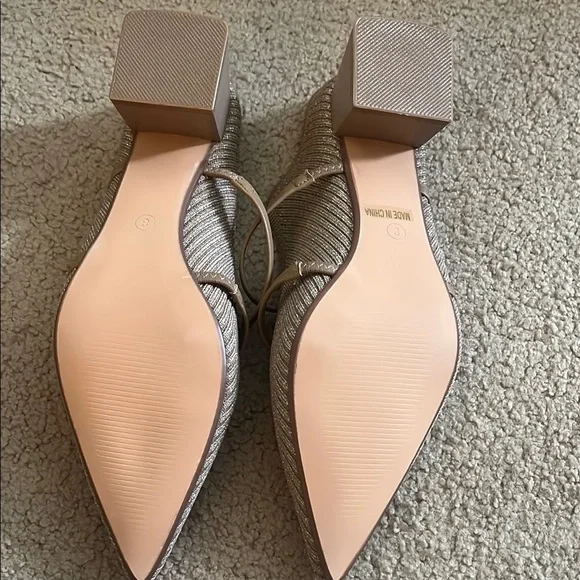 Women's Beige Block heel Mules - Picture 4 of 6